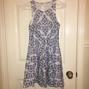 Size small cute summer dress.